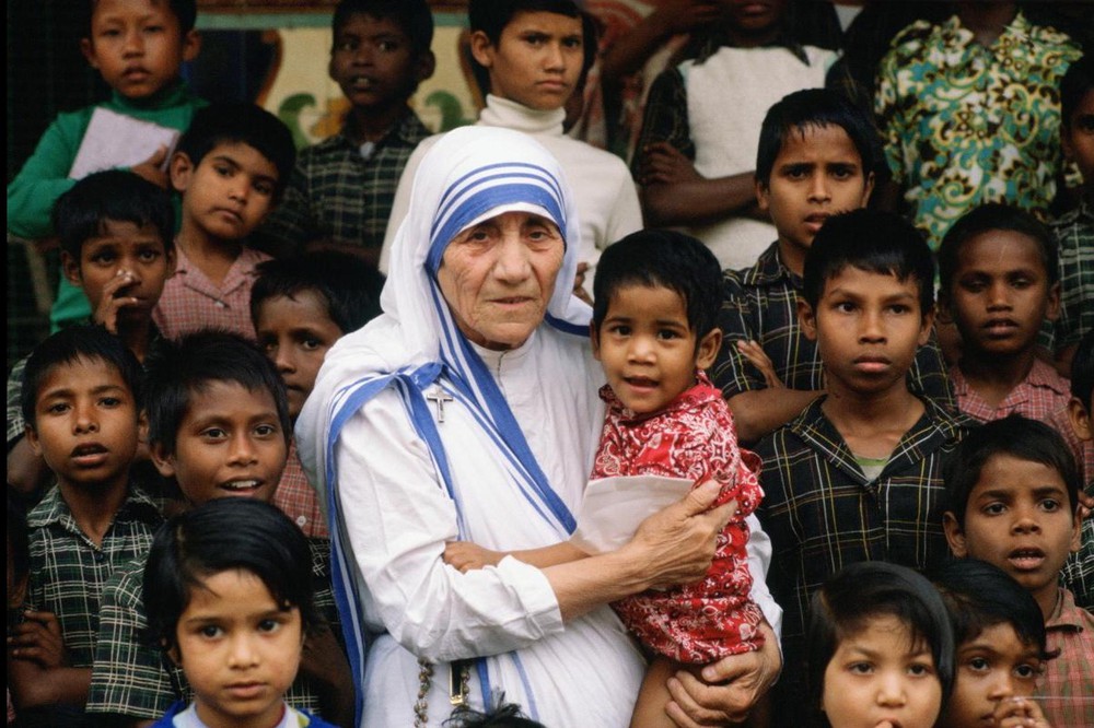 Linh Đạo Xã Hội Và Tôn Giáo Của Mẹ Têrêsa Calcutta