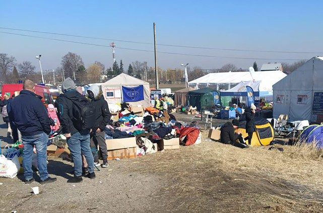 Caritas Ý tiếp tục giúp đỡ những người tị nạn Ucraina