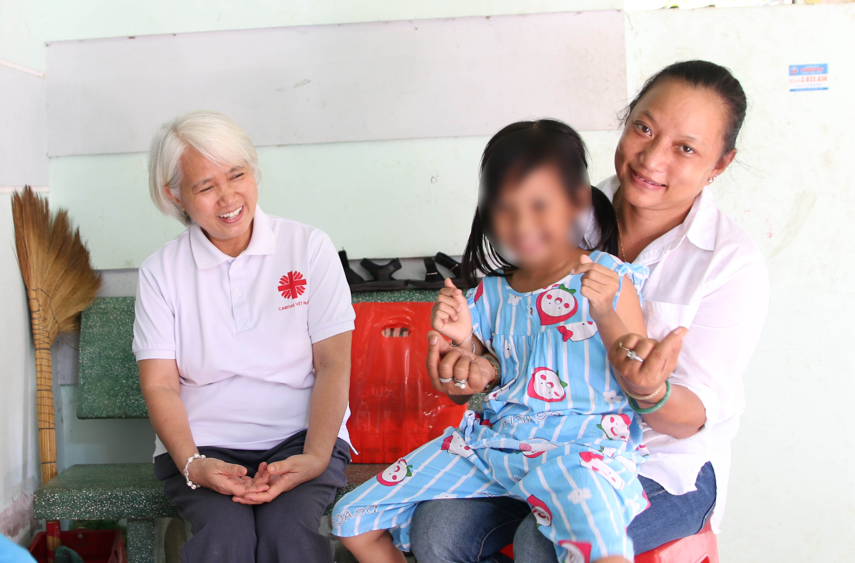 Caritas Việt Nam: Phóng Sự Nỗi Lòng Người Có H