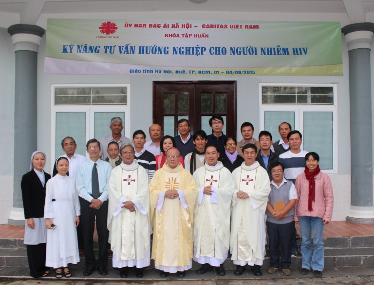 Caritas Việt Nam: Bế giảng khóa Emmaus VII tại Trung tâm Mục vụ Đà Lạt