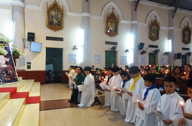 Caritas Hải Phòng và cộng đoàn giáo xứ An Hải cầu nguyện cho các bệnh nhân dịch bệnh Covid-19