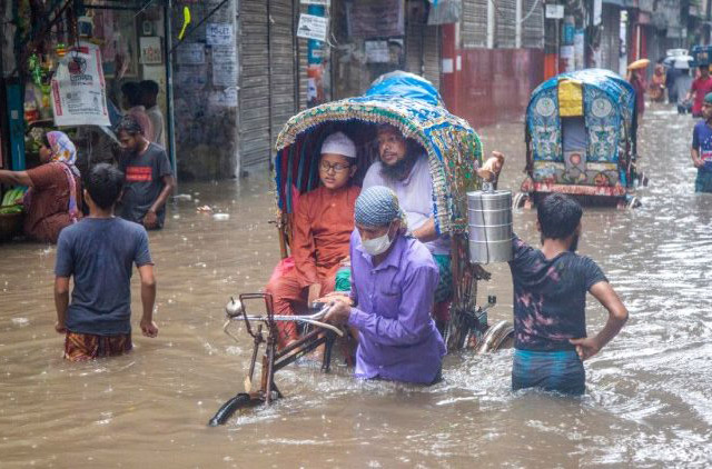 4 triệu trẻ em Nam Á nguy hiểm do lũ lụt và nhiều trẻ em khác do Covid-19