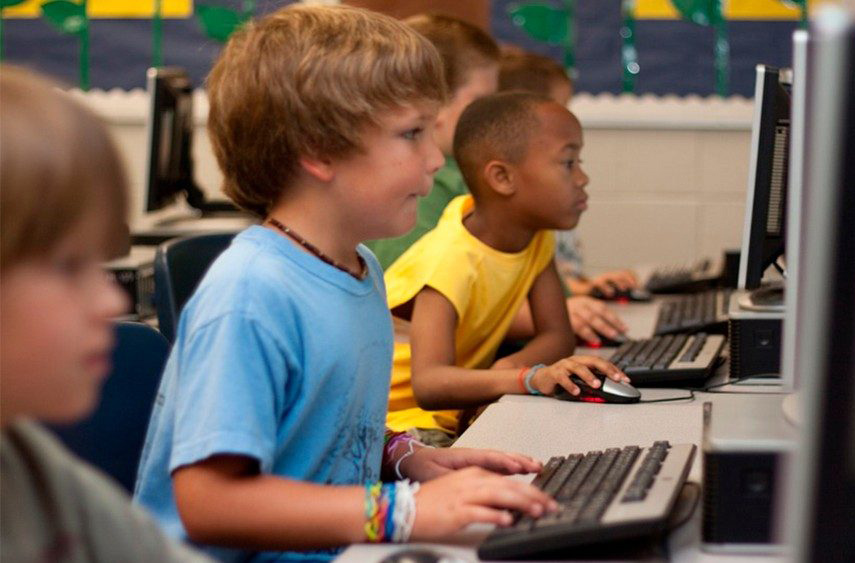 Caritas Ý và Focsiv phát động chiến dịch trợ giúp cho năm học mới