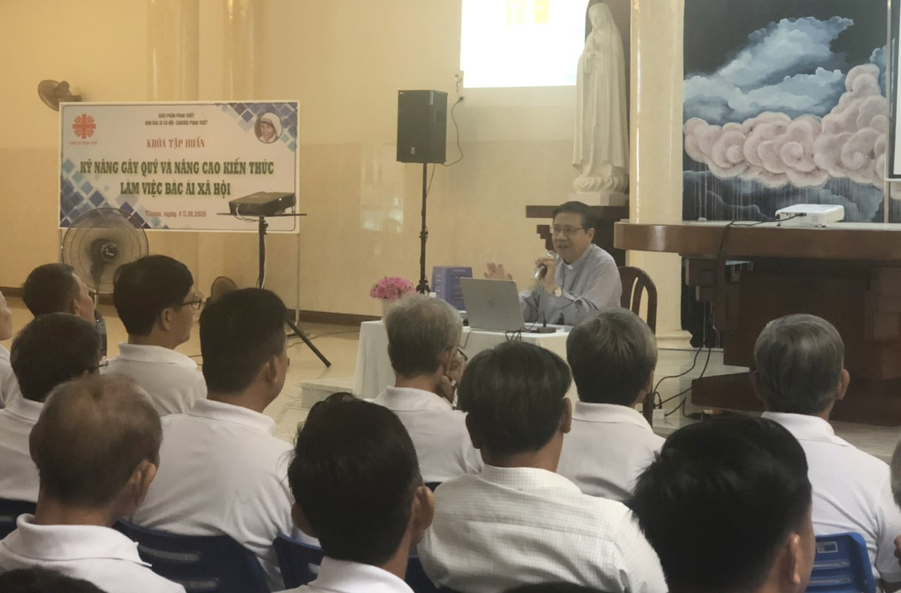 Caritas Phan Thiết: Tập Huấn Kỹ Năng Gây Quỹ Và Nâng Cao Kiến Thức Làm Việc Bác Ái Xã Hội
