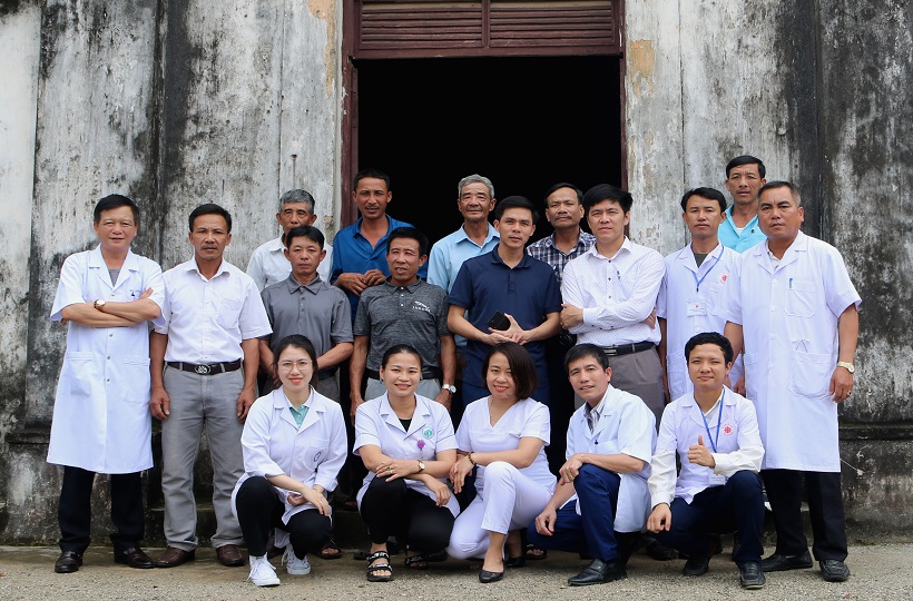 Caritas Hà Tĩnh: Thăm khám, tư vấn và cấp phát thuốc chữa bệnh cho người dân vùng giáo xứ Khe Ngang