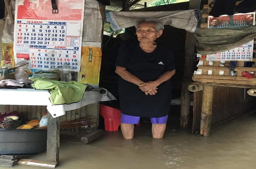 Caritas Phillippines Stands by Famillies Affected by Tropical Storm Agaton