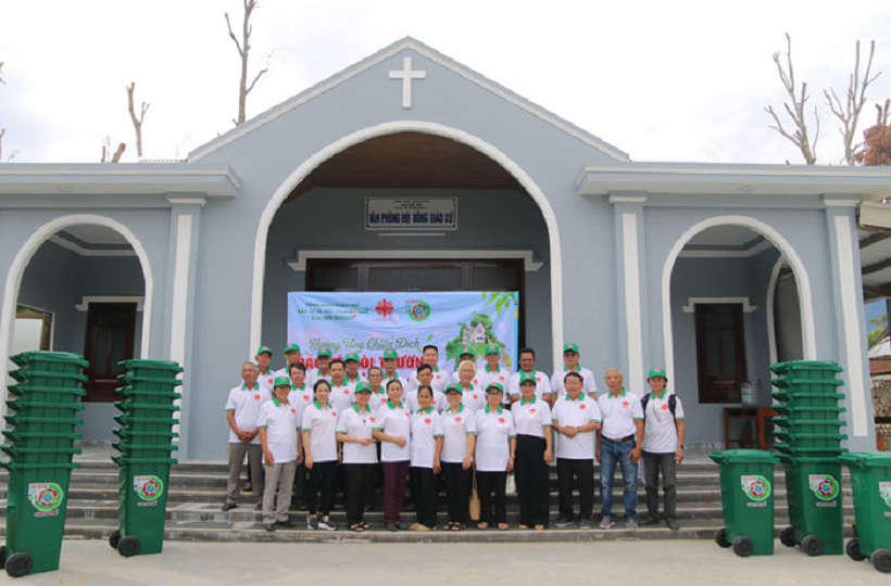 Caritas Huế - Chầu Thánh Thể, cầu nguyện cho công cuộc bảo vệ môi trường