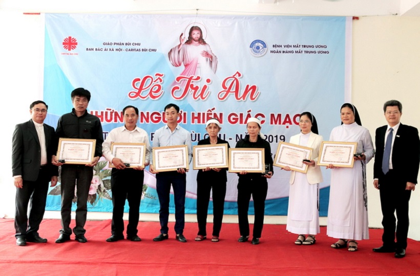 Caritas giáo phận Bùi Chu: Thánh lễ tôn vinh tình yêu qua việc hiến tặng giác mạc