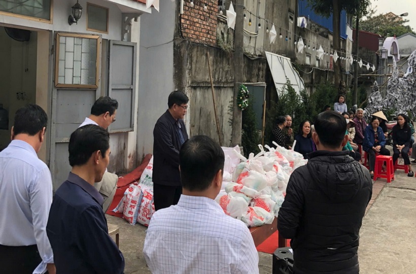 Caritas Giáo hạt Báo Đáp: Tinh thần bác ái mùa Giáng Sinh