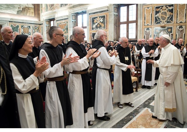 Đức Thánh Cha tiếp Tổng tu nghị dòng Trappiste