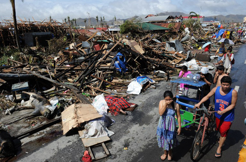 Đức Giáo hoàng kêu gọi cứu trợ nạn nhân bão Haiyan tại Philippines