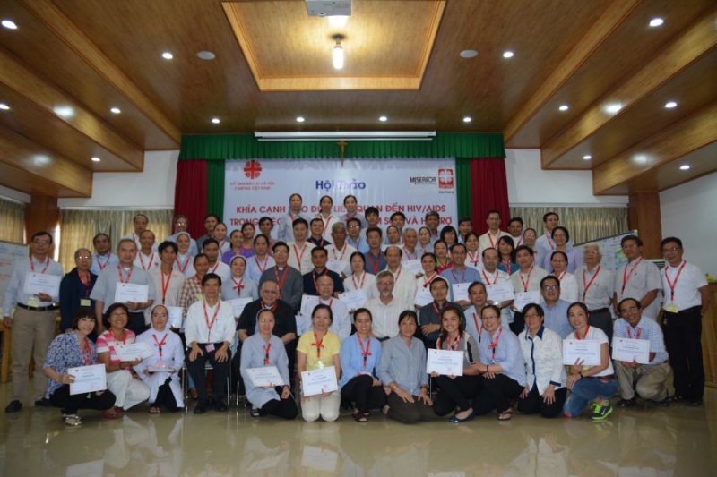 Caritas Việt Nam: Tường thuật ngày thứ hai - hội thảo về khía cạnh đạo đức liên quan đến HIV/AIDS trong việc phòng ngừa, chăm sóc, và hỗ trợ