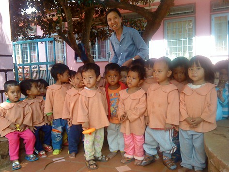 Thăm hai “người mẹ” có hơn năm mươi con tại Tà Nung