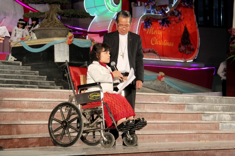 Trên 3000 anh chị em khuyết tật về tham dự Đại hội mừng Noel 2015 tại Giáo phận Thái Bình