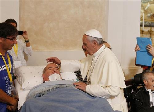 Sứ điệp của Đức Thánh Cha Phanxicô nhân ngày thế giới bệnh nhân lần thứ XXIII