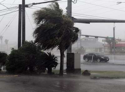 Bang Texas trong bão lớn nhất đổ bộ Mỹ suốt một thập kỷ