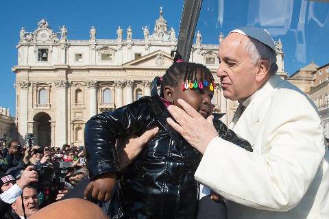 Trẻ em không phải là một sai lầm - Đức Giáo hoàng nói tại buổi triều yết chung