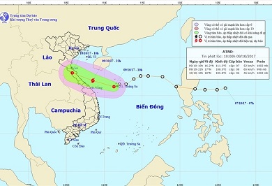 Áp thấp nhiệt đới mạnh lên thành bão, miền Trung mưa lớn