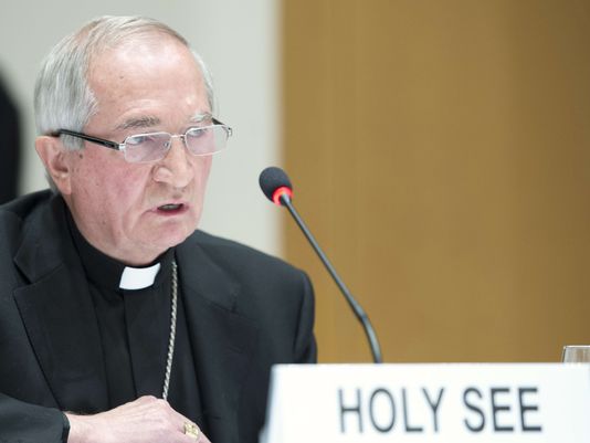 Việc vi phạm quyền của các nhóm dân bản địa