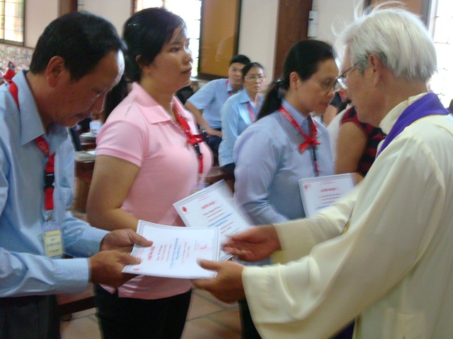 Caritas Việt Nam: Bế giảng khóa Tập huấn Emmaus III
